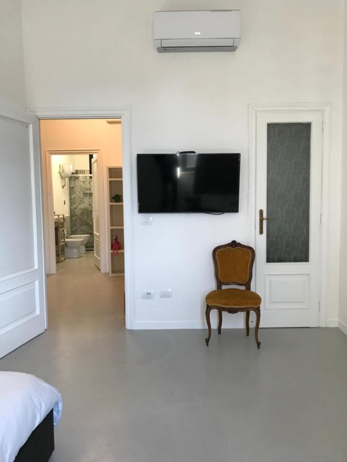 לינה וארוחת בוקר סאסארי Palazzo Pilo מראה חיצוני תמונה